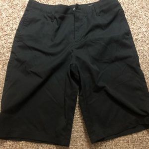 Youth UnderArmor size 14 golf shorts